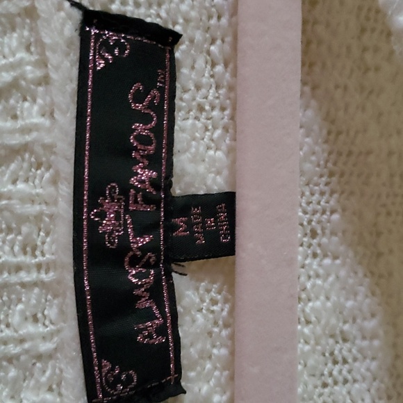 Cream colored size M women's sweater - Picture 2 of 3